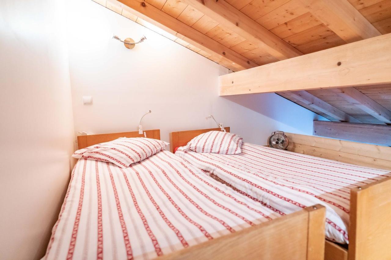 Le Saint Jo Bed & Breakfast La Feclaz Bagian luar foto