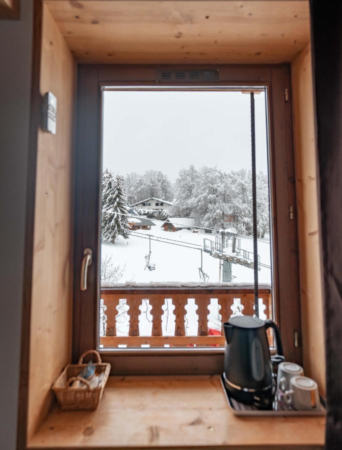 Le Saint Jo Bed & Breakfast La Feclaz Bagian luar foto